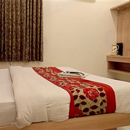 Hotel Klick International At "5 Min Walking " From New Delhi Railway Station Exterior foto