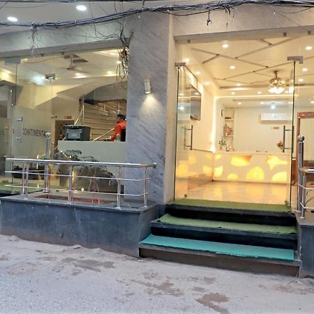 Hotel Klick International At "5 Min Walking " From New Delhi Railway Station Exterior foto