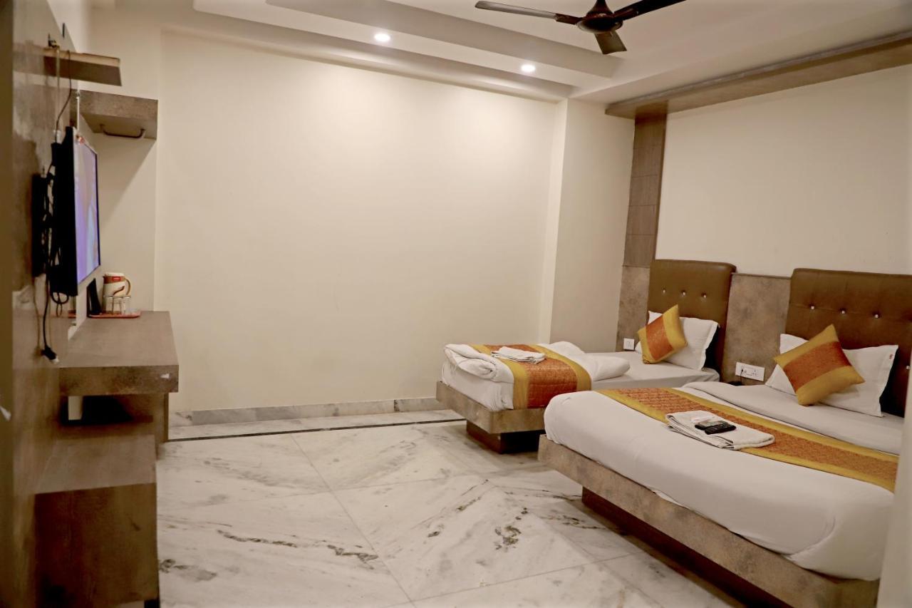Hotel Klick International At "5 Min Walking " From New Delhi Railway Station Exterior foto